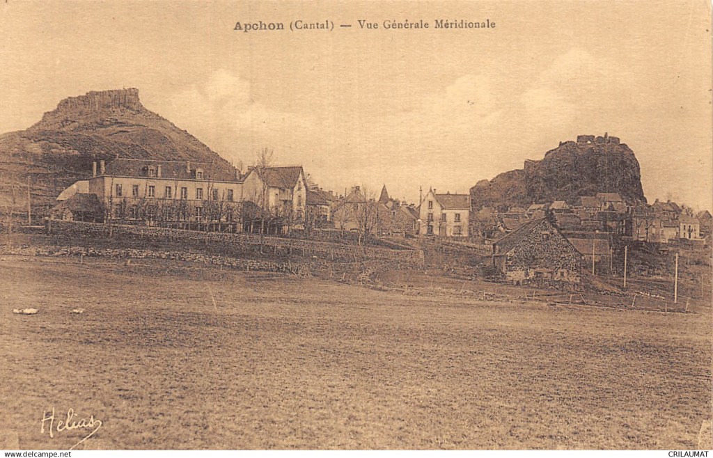 L&rsquo;école et la&nbsp;mairie